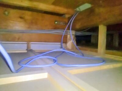 1~2階分をルーター部屋に経由