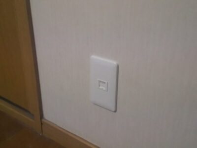 2階勉強部屋ジャック取付